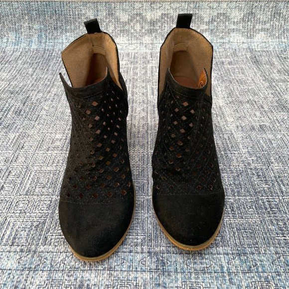 Weeboo Women Boots Black Fuax Leather Upper Bootie Shoes Size 8 - Picture 5 of 10